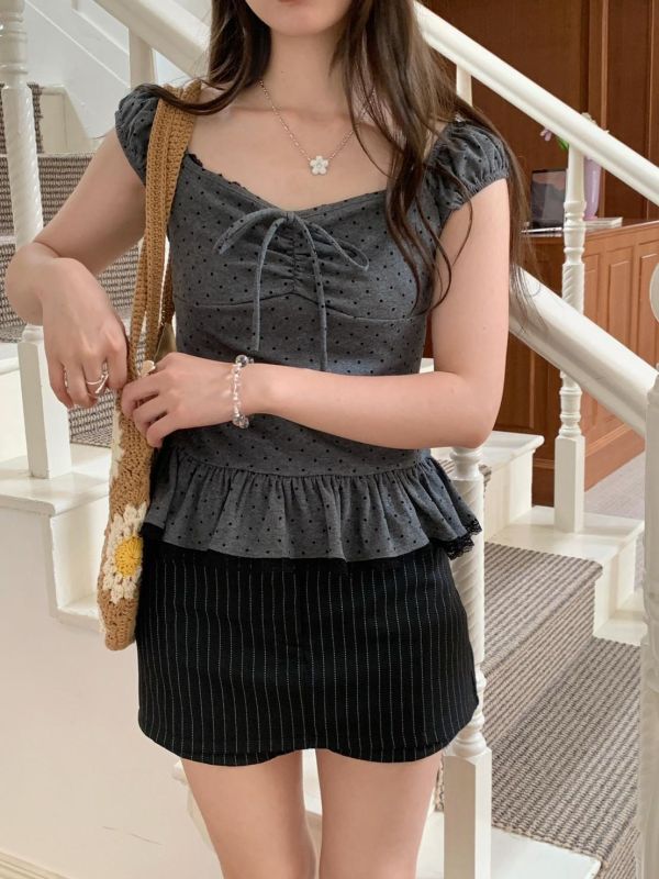 夜色氛圍條紋西裝短裙 顯腿長高腰版型 修身顯瘦 辣妹百搭裙（2色） 