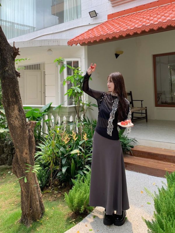 日常的高級感 垂墜長裙 顯瘦長裙（2色） 