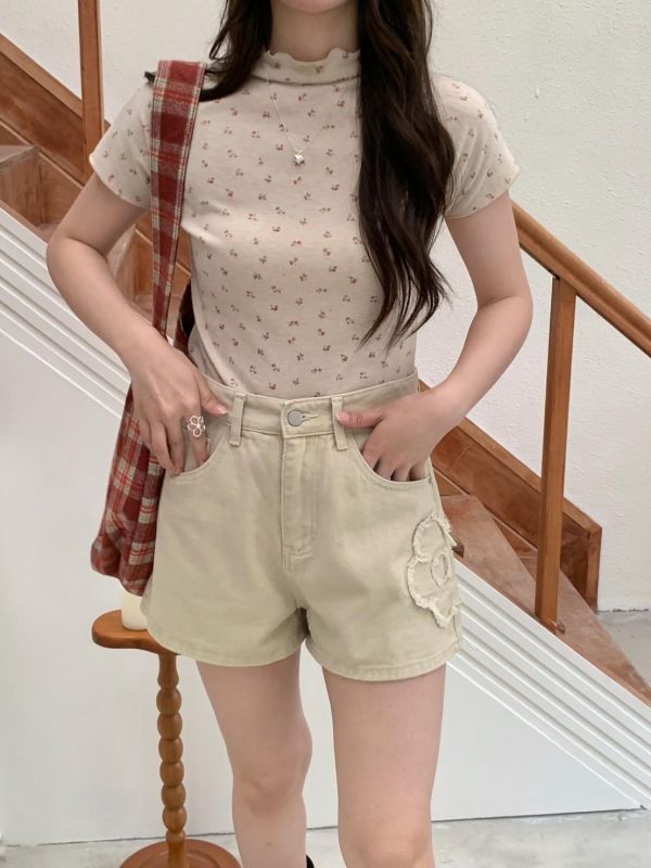 南法日常穿搭 立體花牛仔短褲 百搭顯腿長款（3色） 