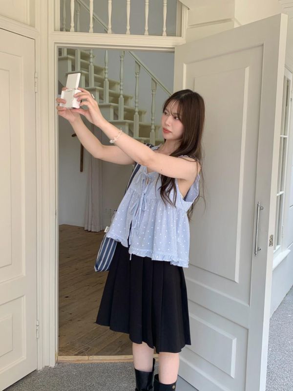 小花日常 格紋花花荷葉邊上衣（3色） 