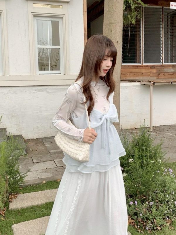 聖水洞花語背心 韓系甜妹背心 荷葉背心 顯瘦背心 百搭上衣（2色） 