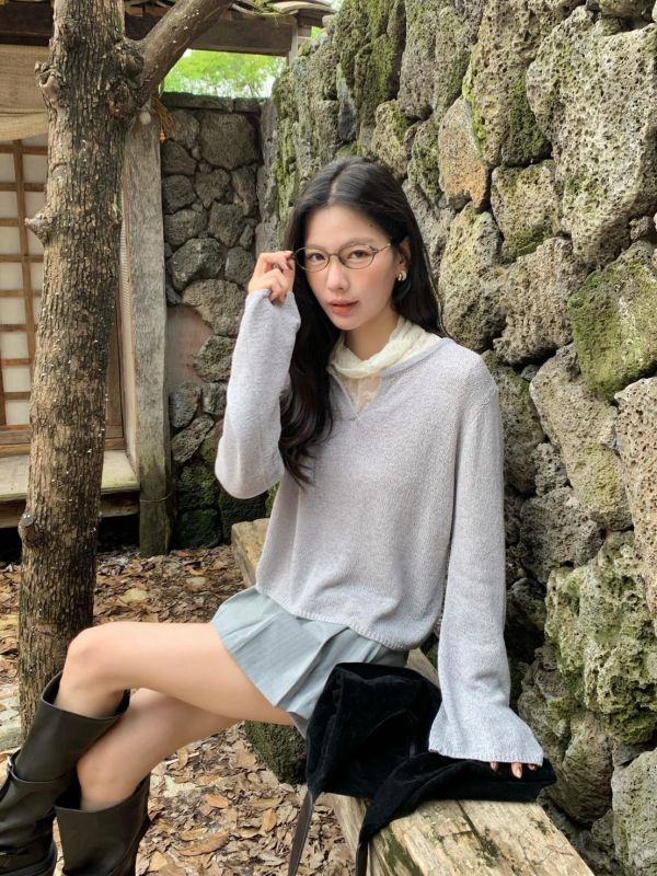 秋日柔霧針織 V領長袖針織上衣 韓系慵懶薄針織(4色） 
