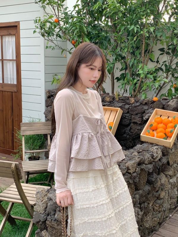 法式微甜 透膚紗感內搭＋立體花紋澎澎背心套裝（4色） 