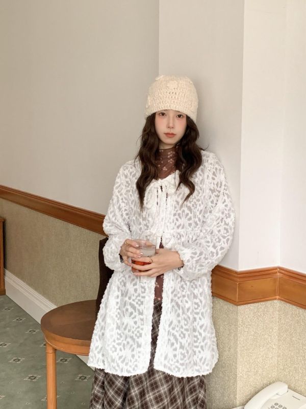 蜜漾晨曦 韓系立體毛毛花花綁帶罩衫 仙女感罩衫 顯瘦不刺癢 春夏秋必備（3色） 