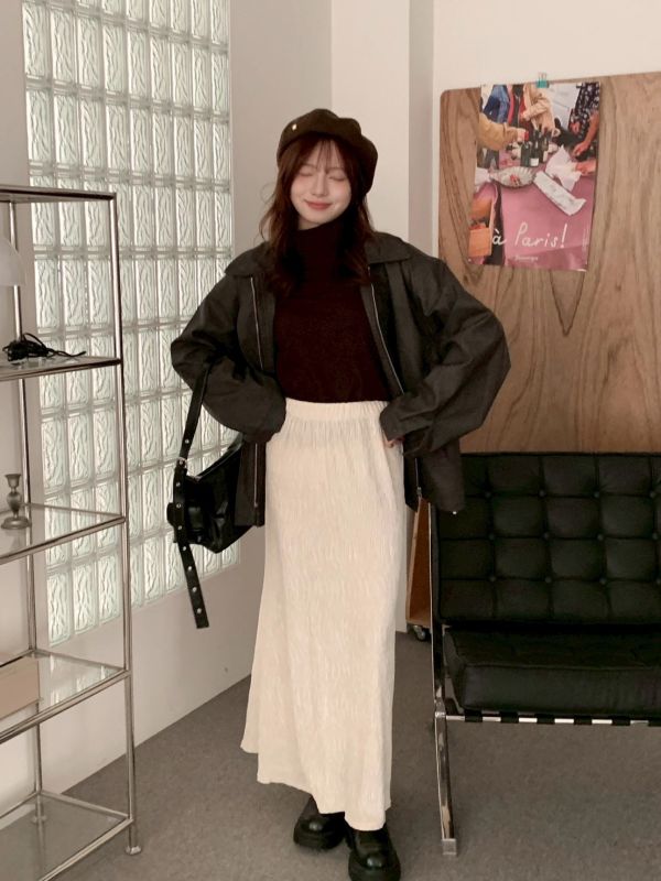 霧光裡的溫柔身影 亮絲壓紋魚尾長裙 修身顯瘦 垂墜感滿分 （3色） 