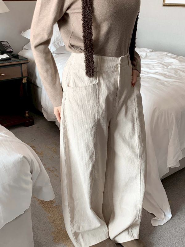 自訂款 煙燻玫瑰 暖光燈芯絨直筒寬褲 溫柔與質感的冬日組合 