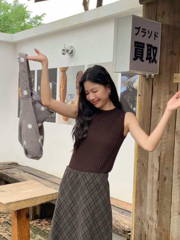 秋日極簡羊絨背心 半高領坑條無袖針織上衣 韓系修身疊穿背心(5色） 