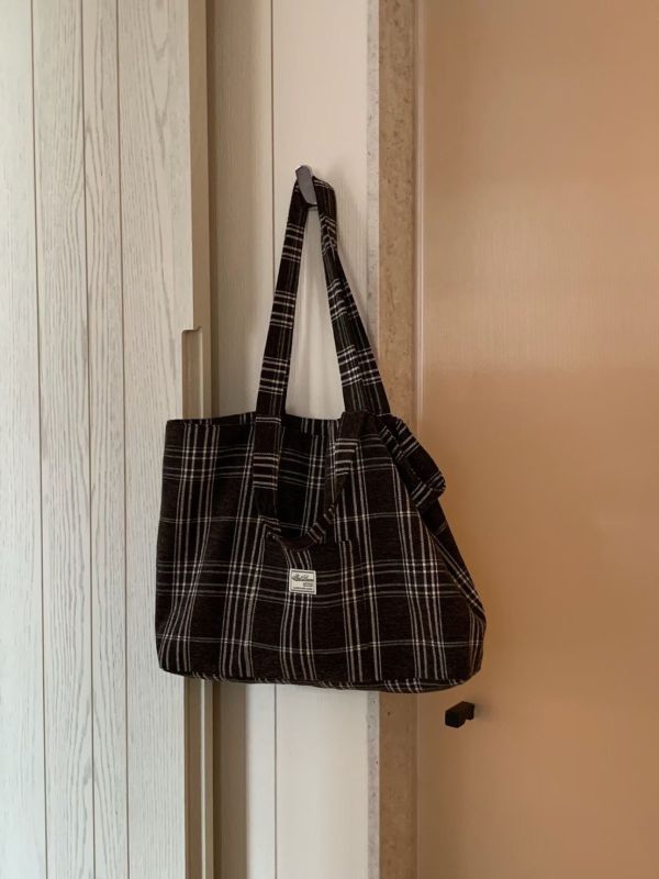 上學日的早晨 格紋大容量托特包 上課通勤都能裝 （2色） 