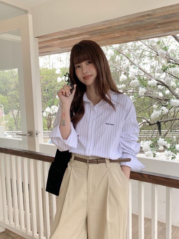 清晨藍調百搭長袖襯衫 顯瘦襯衫 學院風襯衫 氣質藍色襯衫 上班通勤穿搭（2色） 