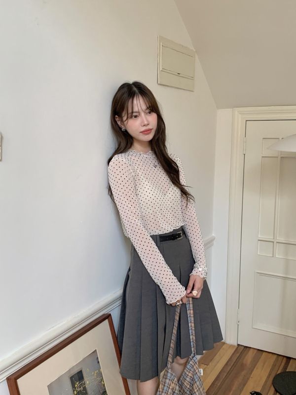 慵懶夜色感點點透膚上衣 微性感內搭 修身打底 （3色） 