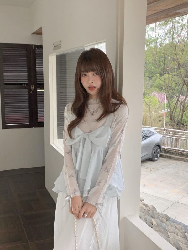 聖水洞花語背心 韓系甜妹背心 荷葉背心 顯瘦背心 百搭上衣（2色） 