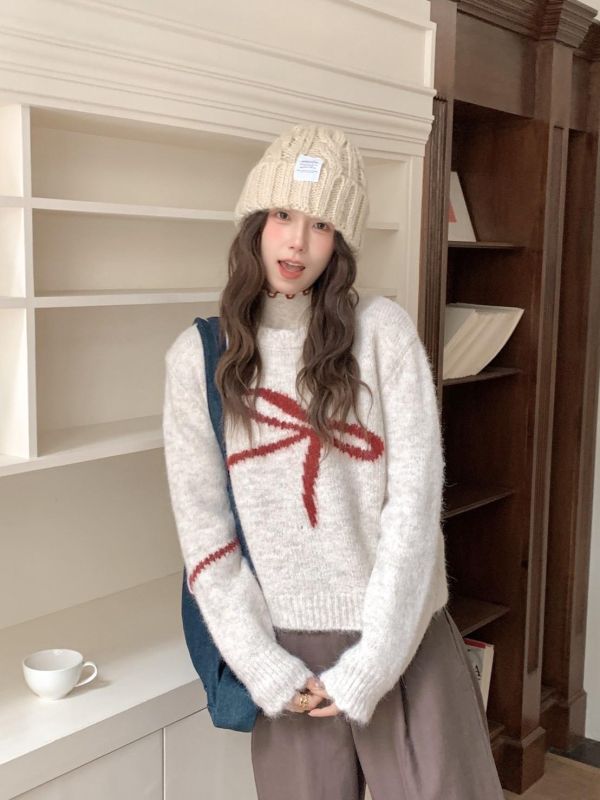 蝴蝶緋語 韓系蝴蝶結毛感針織上衣 可愛不幼稚 顯白配色 柔軟不刺癢 秋冬百搭必收（3色） 