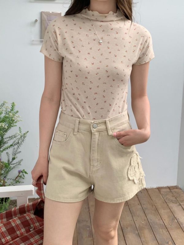 歐洲街角溫柔感 碎花透膚短袖上衣 木耳邊上衣（3色） 