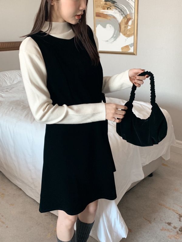 韓系天鵝絨光氣質綁帶小禮服  附贈包包 約會必收 