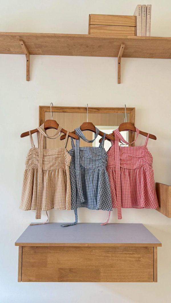 初戀日記 格紋背心 韓系甜感小可愛 顯瘦傘狀上衣（3色） 