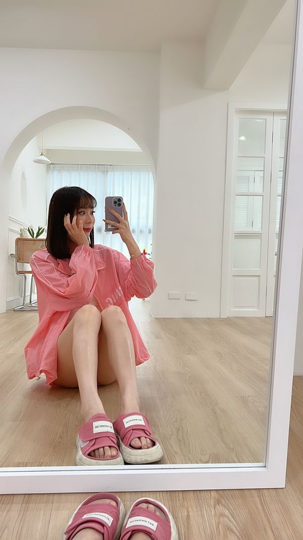 厚底布標魔鬼氈拖鞋 