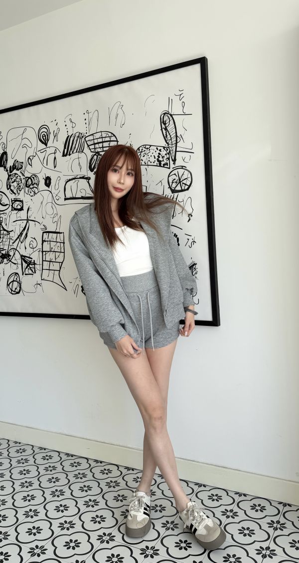 連帽外套質感運動套裝 