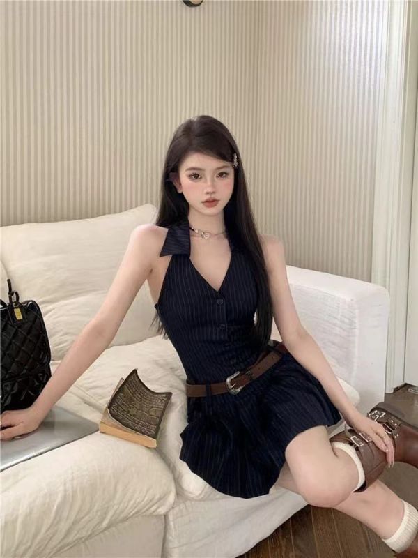 質感襯衫掛脖條紋洋裝（附腰帶） 