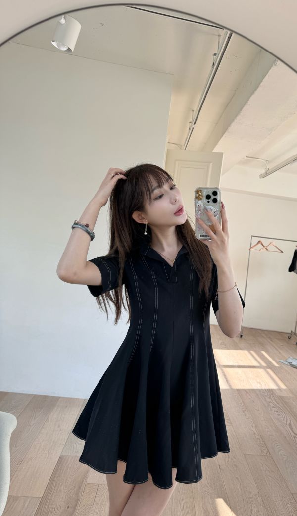 正韓質感翻領春色明顯百褶裙洋 