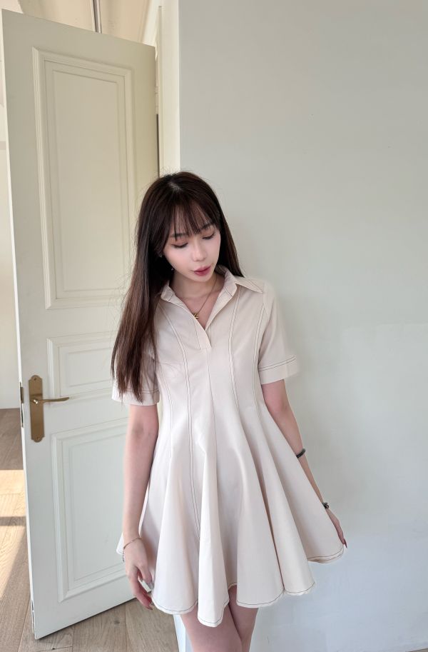 正韓質感翻領春色明顯百褶裙洋 