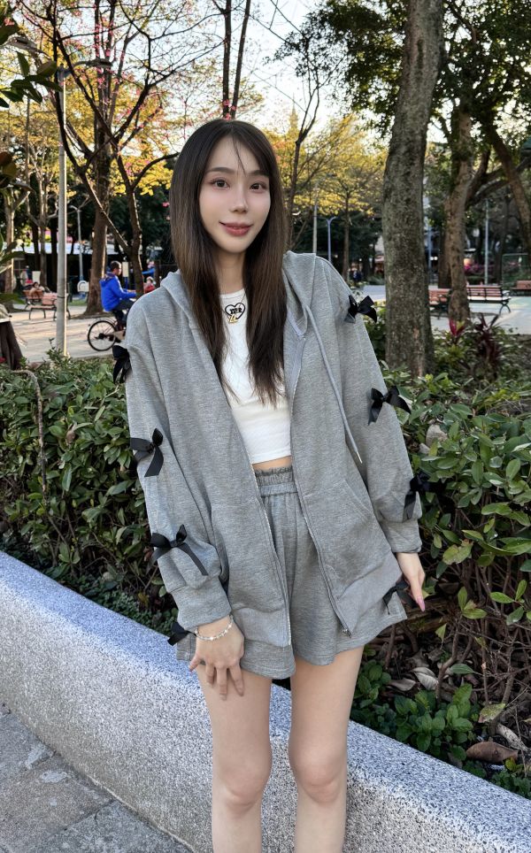 獨家高訂滿蝴蝶結休閒質感套裝 