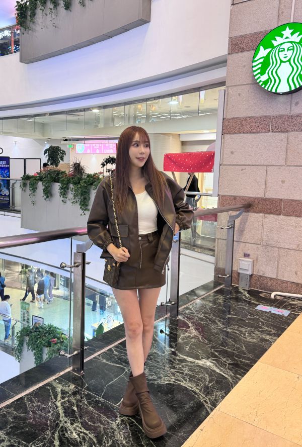 超質感皮外套皮裙套裝 