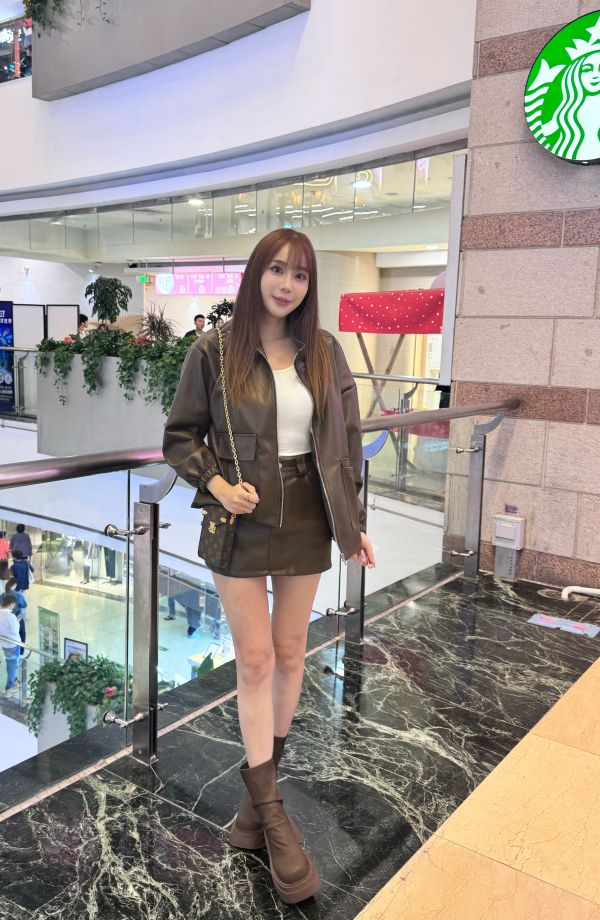 超質感皮外套皮裙套裝 