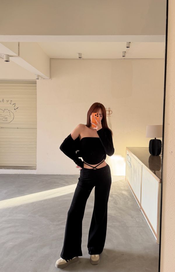 微喇叭褲交叉綁帶平口三件式個性套裝 