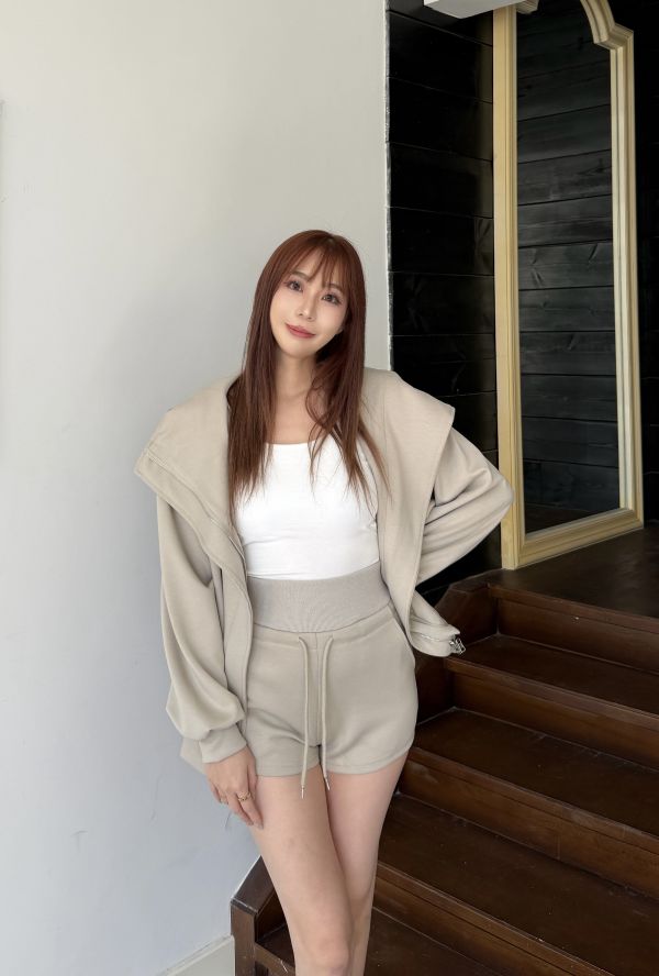 連帽外套質感運動套裝 