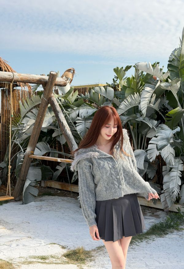 大翻領帽子毛毛針織外套 