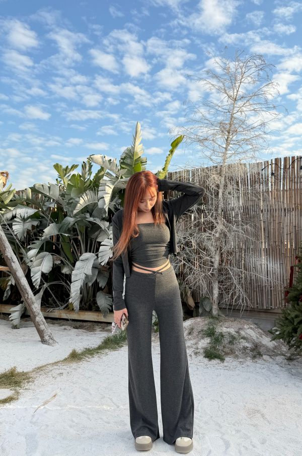 微喇叭褲交叉綁帶平口三件式個性套裝 