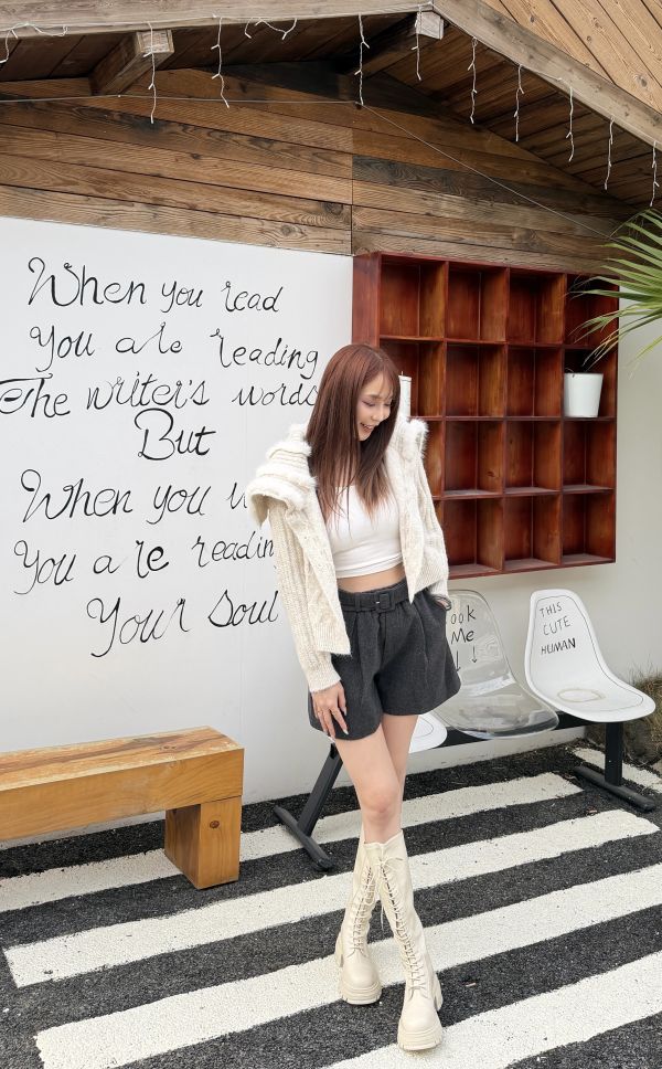 大翻領帽子毛毛針織外套 