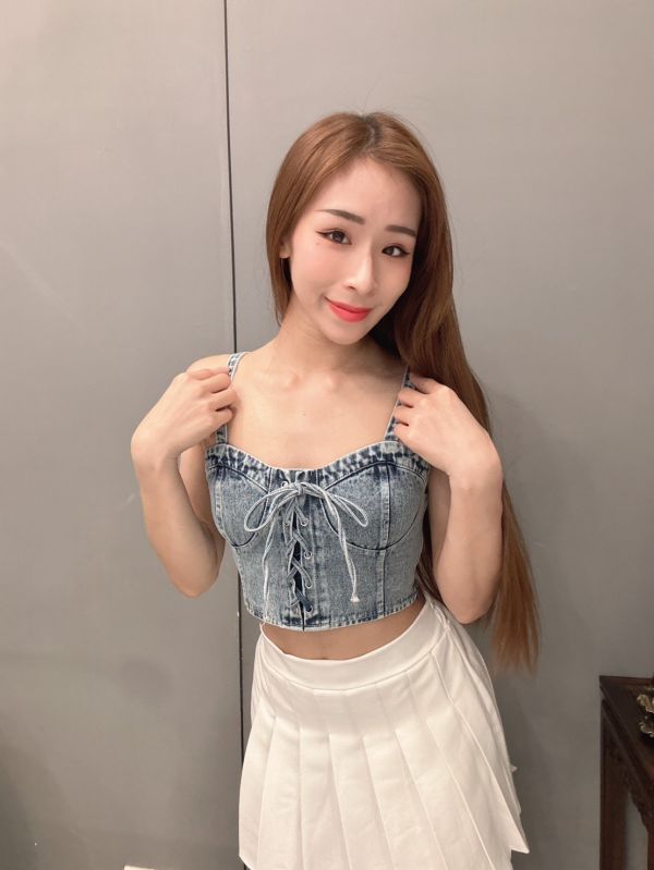 牛仔綁帶短版背心 