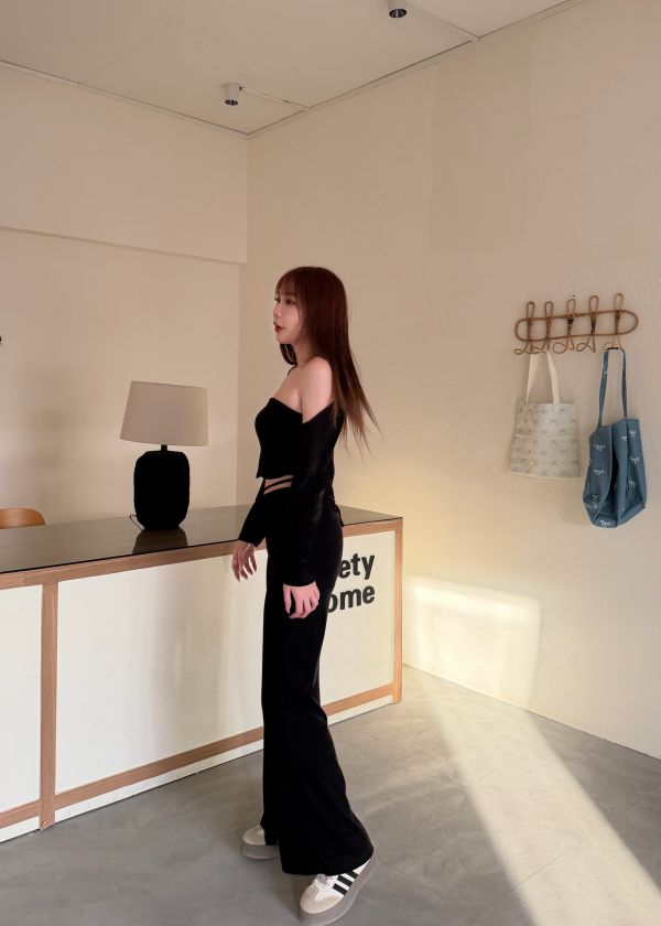 微喇叭褲交叉綁帶平口三件式個性套裝 