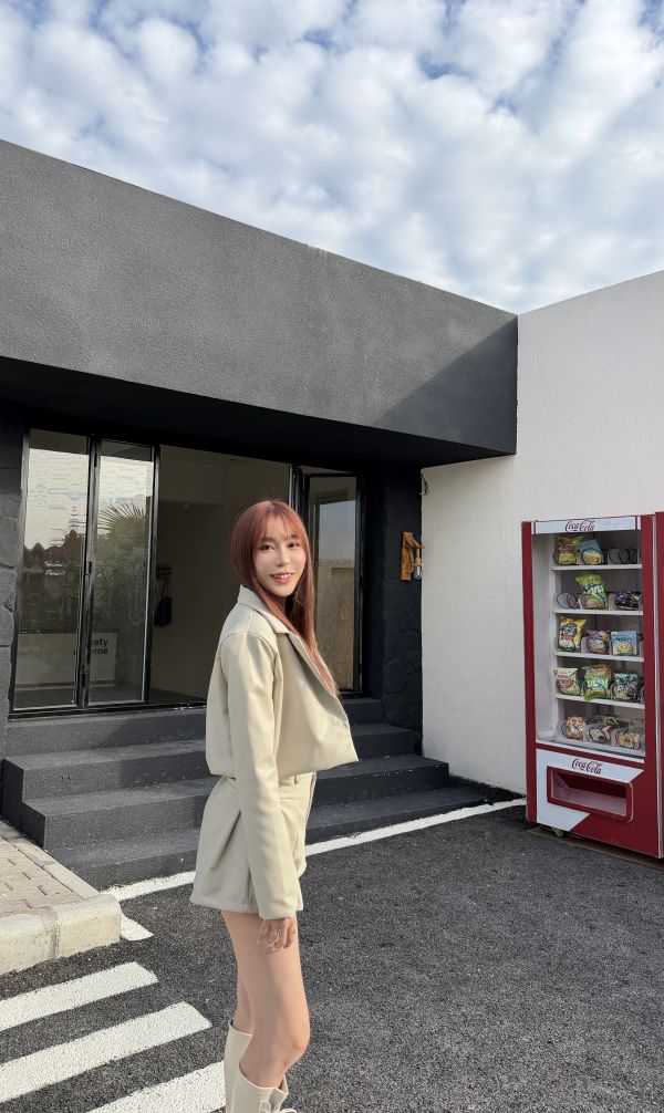 胸墊皮質三件式質感設計套裝 