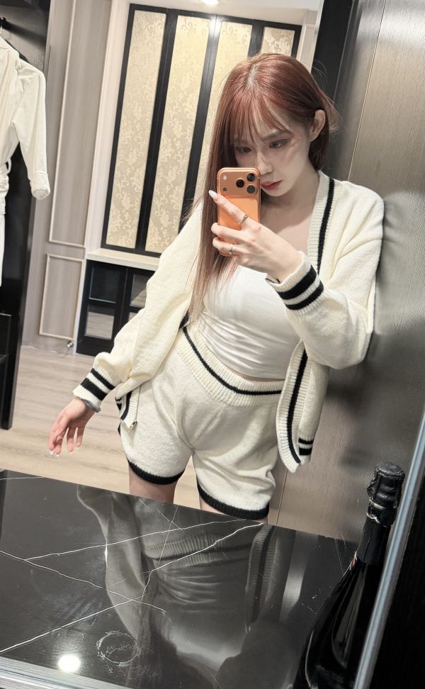 學院風滾邊針織套裝 