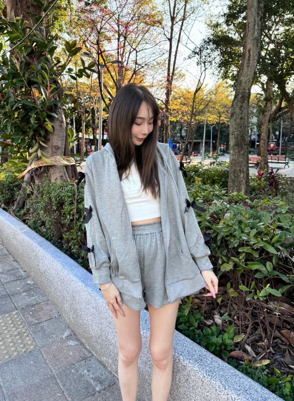 獨家高訂滿蝴蝶結休閒質感套裝 