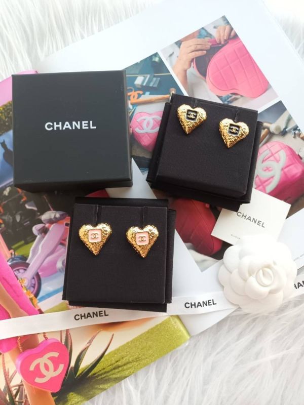 台灣現貨 CHANEL 23K 粉色金沙愛心耳針 大 2.5*2.8cm buywithada,france,全球代購,歐洲,exquisite,quality goods,posh,fancy,luxurious