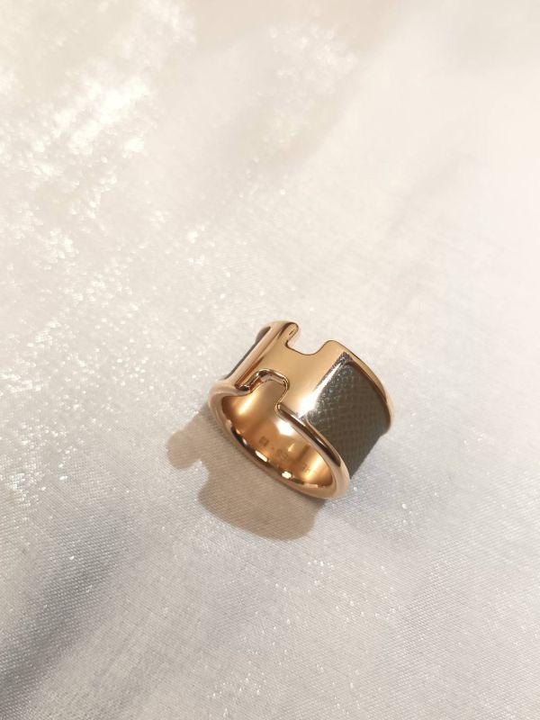 HERMES Olympe 戒指 大象灰玫塊金 寬版 M buywithada,france,全球代購,歐洲,exquisite,quality goods,posh,fancy,luxurious