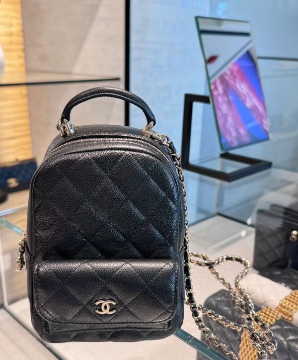 CHANEL 黑色荔枝皮小書包 buywithada,france,全球代購,歐洲,exquisite,quality goods,posh,fancy,luxurious