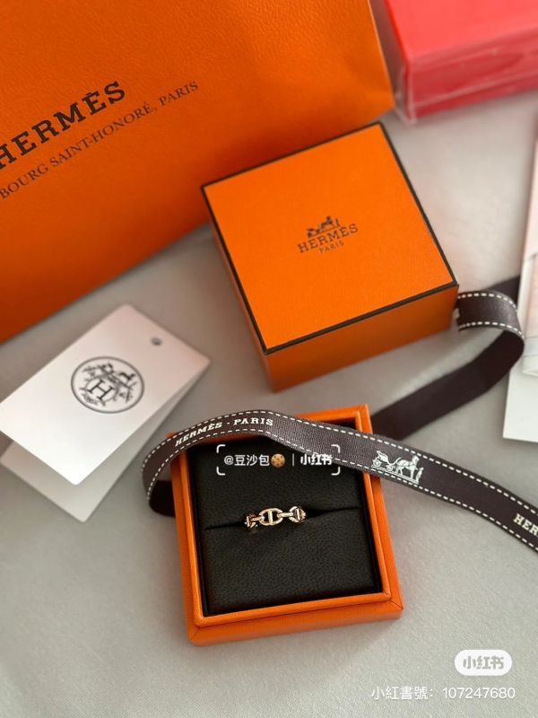 HERMES 豬鼻戒玫瑰金 