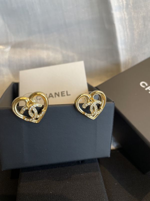 CHANEL 愛心 金色耳環 buywithada,france,全球代購,歐洲,exquisite,quality goods,posh,fancy,luxurious