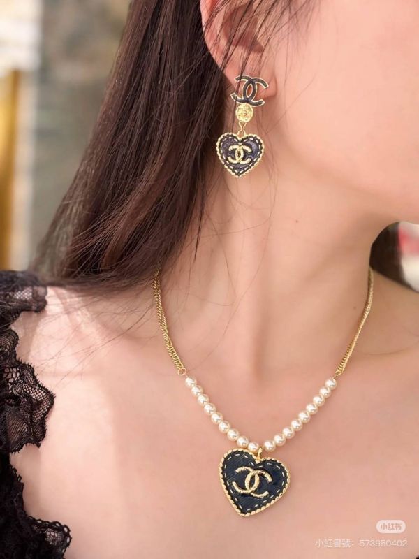 CHANEL 愛心牛仔珍珠頸鍊 buywithada,france,全球代購,歐洲,exquisite,quality goods,posh,fancy,luxurious