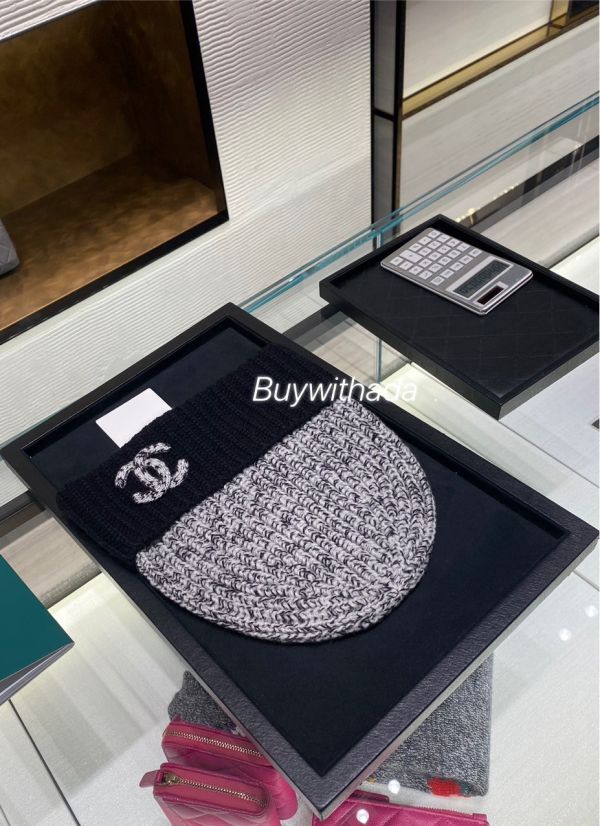 CHANEL 24A 最新款灰色拼色毛帽 buywithada,france,全球代購,歐洲,exquisite,quality goods,posh,fancy,luxurious