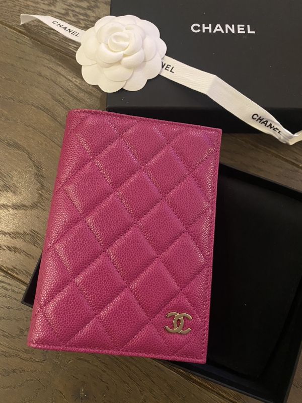 CHANEL 護照夾 桃色 荔枝皮金釦 buywithada,france,全球代購,歐洲,exquisite,quality goods,posh,fancy,luxurious