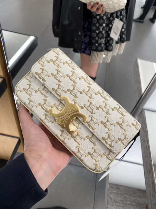 CELINE TRIOMPHE帆布及小牛皮TRIOMPHE肩揹袋 buywithada,france,全球代購,歐洲,exquisite,quality goods,posh,fancy,luxurious