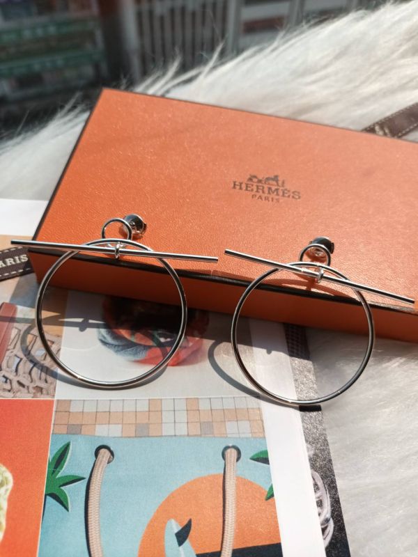 HERMES 純銀 T扣型大圈圈耳針 buywithada,france,全球代購,歐洲,exquisite,quality goods,posh,fancy,luxurious
