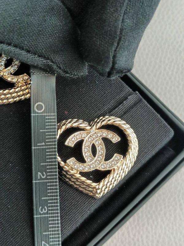 CHANEL 24P 大愛心 CC水鑽鏤空耳環 buywithada,france,全球代購,歐洲,exquisite,quality goods,posh,fancy,luxurious