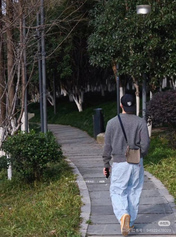 HERMES MINI EVELYNE 16 大象灰銀釦 藍色背帶 K刻 現貨 buywithada,france,全球代購,歐洲,exquisite,quality goods,posh,fancy,luxurious