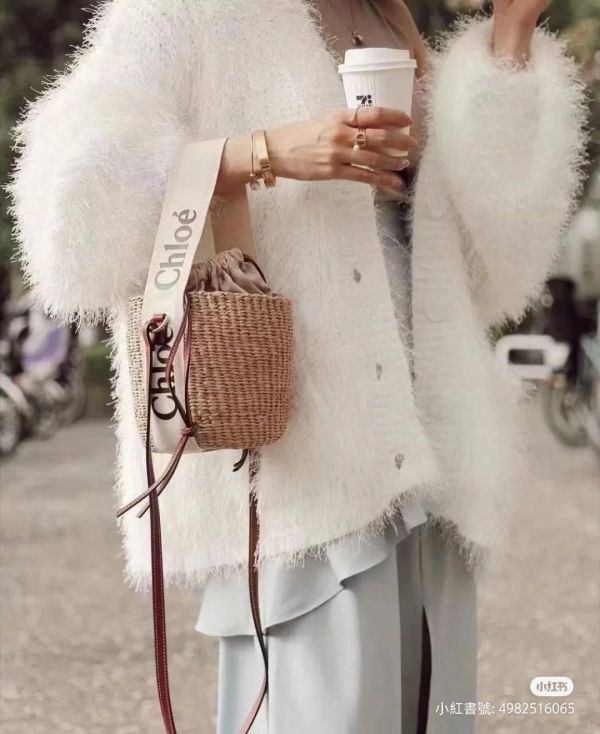 CHLOE 爆款編織小水桶 現貨在台 buywithada,france,全球代購,歐洲,exquisite,quality goods,posh,fancy,luxurious